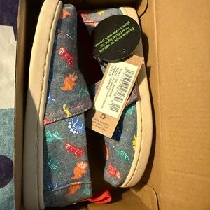 Toms Kids' glow in the dark shoes with Dinosaur Print size 11